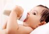 Почему новорожденные дети срыгивают молоко или смесь (часто и много)